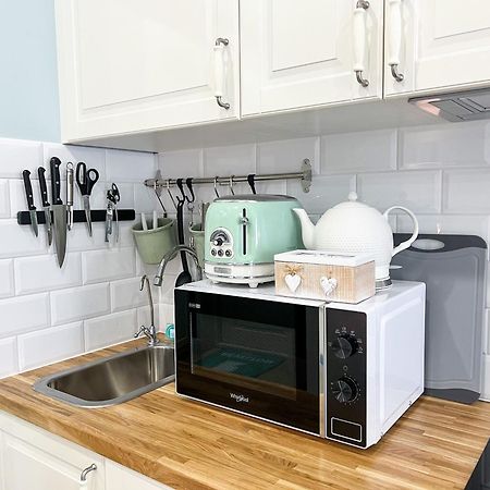 Revelton Suites Riga Esterno foto