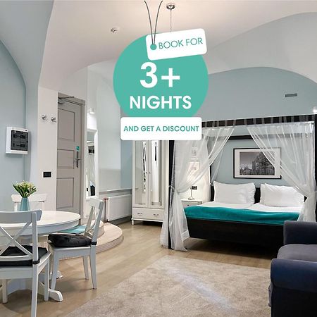 Revelton Suites Riga Esterno foto
